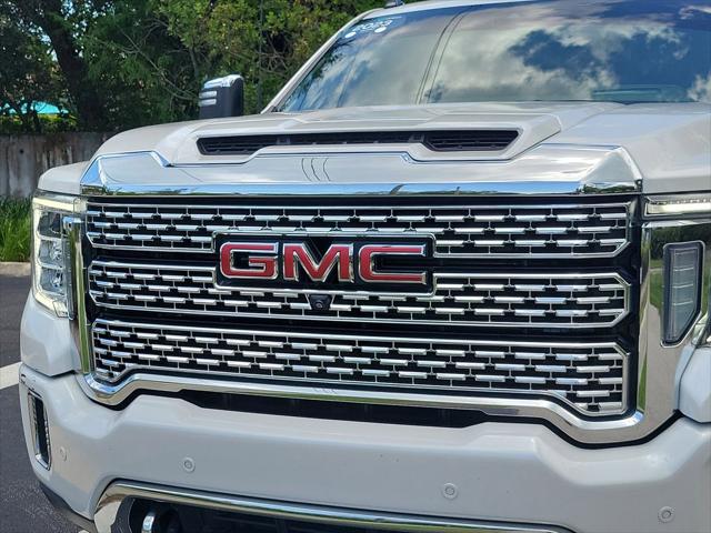 2023 GMC Sierra 2500HD 4WD Crew Cab Standard Bed Denali