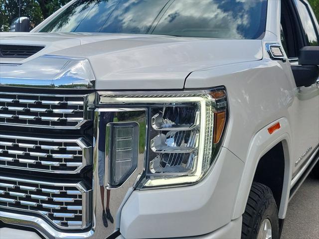2023 GMC Sierra 2500HD 4WD Crew Cab Standard Bed Denali