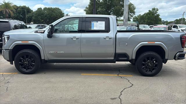 2024 GMC Sierra 2500HD 4WD Crew Cab Standard Bed AT4