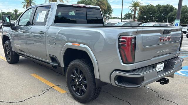2024 GMC Sierra 2500HD 4WD Crew Cab Standard Bed AT4
