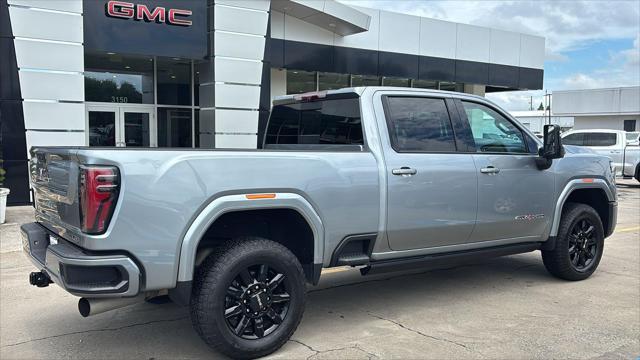 2024 GMC Sierra 2500HD 4WD Crew Cab Standard Bed AT4