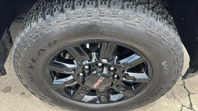 2024 GMC Sierra 2500HD 4WD Crew Cab Standard Bed AT4