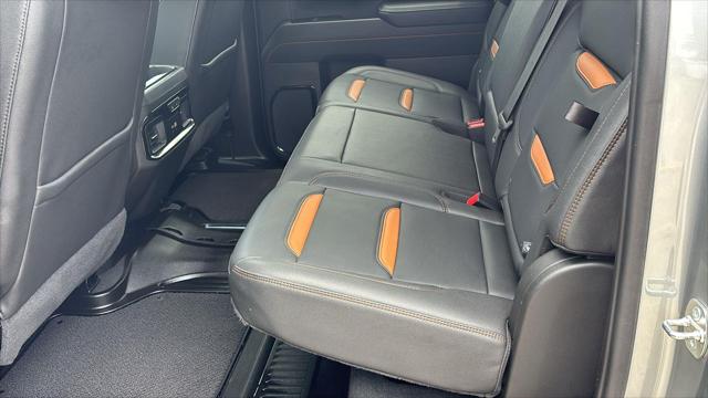 2024 GMC Sierra 2500HD 4WD Crew Cab Standard Bed AT4