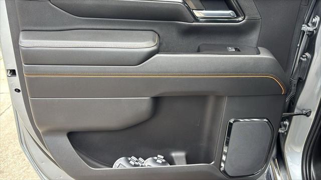 2024 GMC Sierra 2500HD 4WD Crew Cab Standard Bed AT4