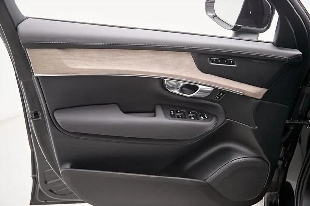 2025 Volvo XC90 Plug-In Hybrid T8 Plus 6-Seater
