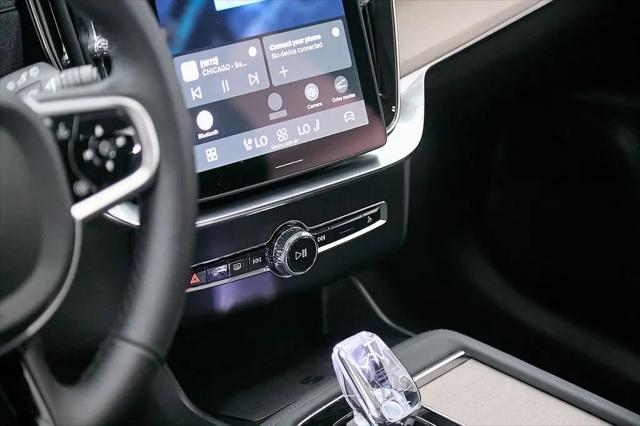 2025 Volvo XC90 Plug-In Hybrid T8 Plus 6-Seater