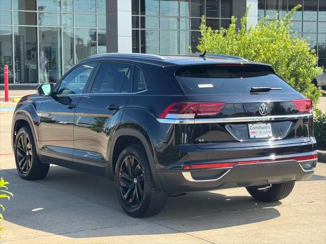 2022 Volkswagen Atlas Cross Sport 2.0T SE w/Technology