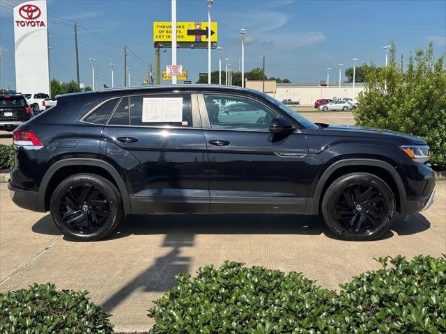 2022 Volkswagen Atlas Cross Sport 2.0T SE w/Technology