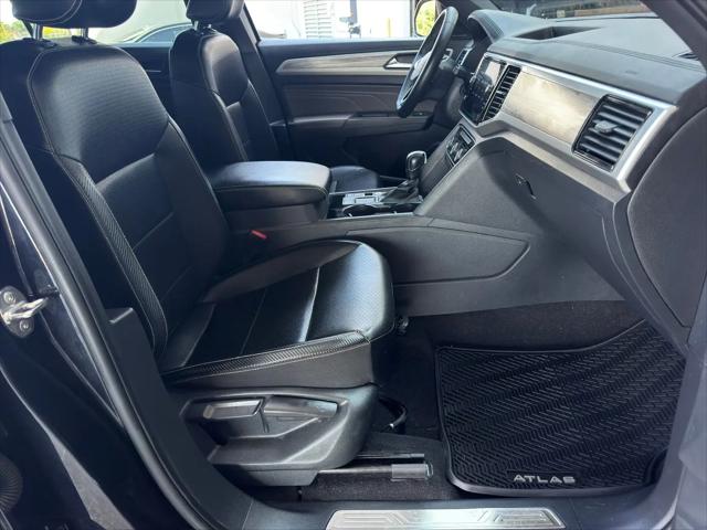 2022 Volkswagen Atlas Cross Sport 2.0T SE w/Technology