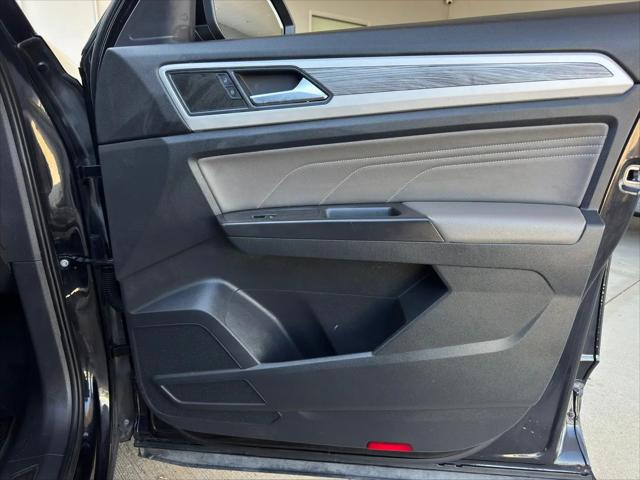2022 Volkswagen Atlas Cross Sport 2.0T SE w/Technology
