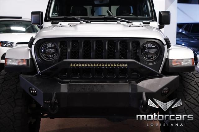 2022 Jeep Gladiator Overland