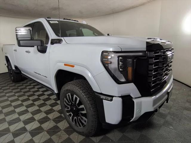 2026 GMC Sierra 2500HD Crew Cab, Standard Bed, Denali Ultimate, 4WD