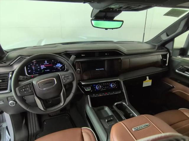 2026 GMC Sierra 2500HD Crew Cab, Standard Bed, Denali Ultimate, 4WD