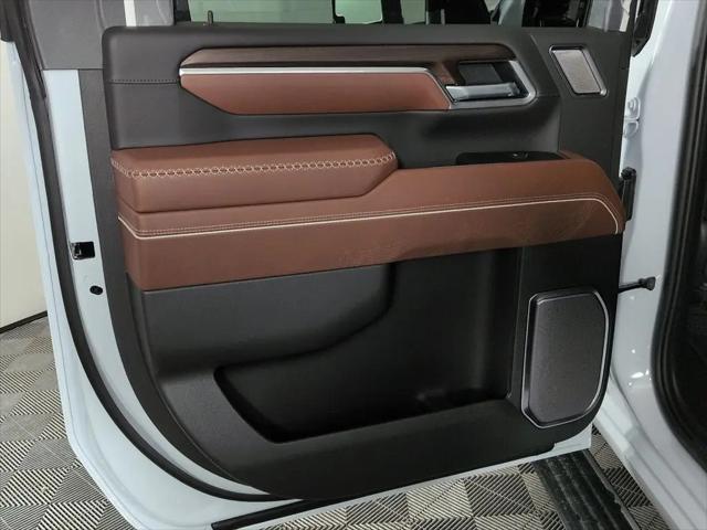 2026 GMC Sierra 2500HD Crew Cab, Standard Bed, Denali Ultimate, 4WD