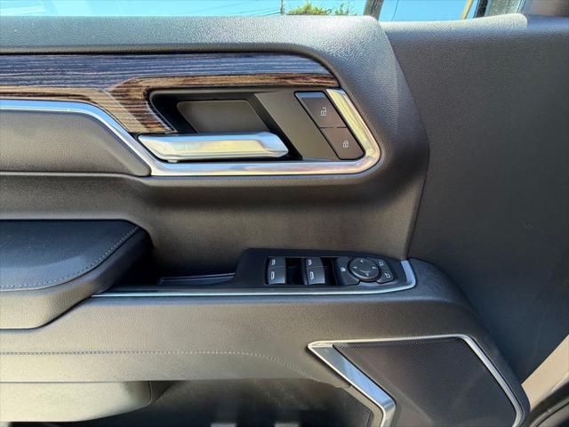 2023 GMC Sierra 1500 4WD Crew Cab Short Box Elevation with 3VL