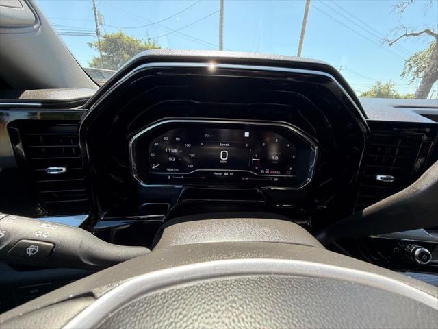 2023 GMC Sierra 1500 4WD Crew Cab Short Box Elevation with 3VL