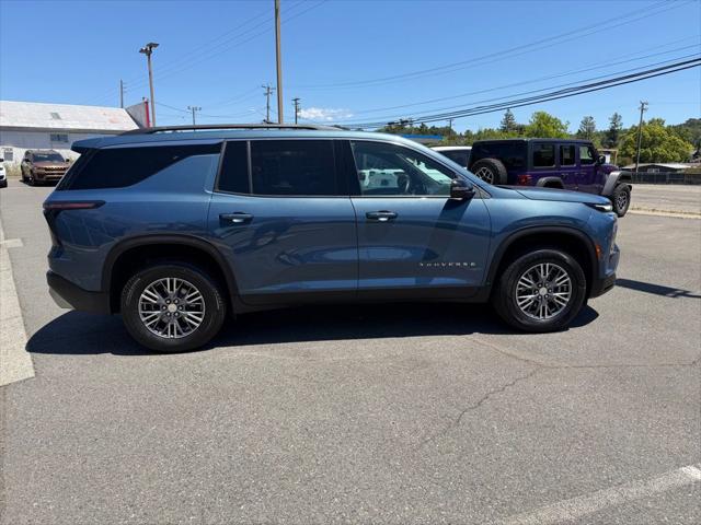 2025 Chevrolet Traverse AWD LT