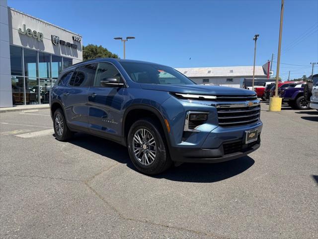 2025 Chevrolet Traverse AWD LT