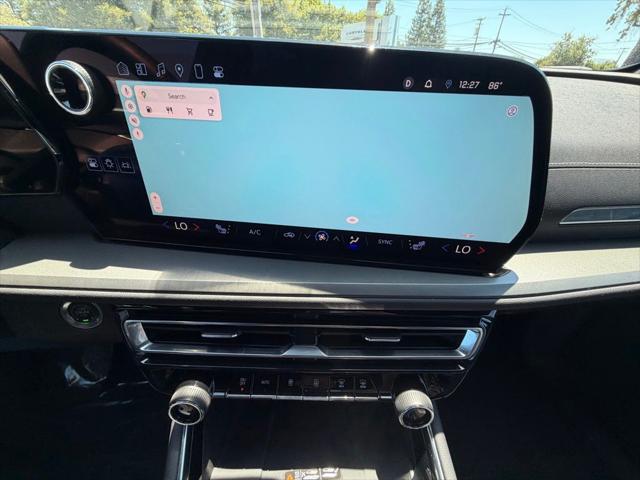 2025 Chevrolet Traverse AWD LT