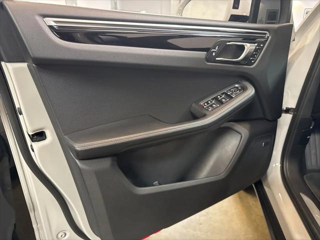 2023 Porsche Macan S