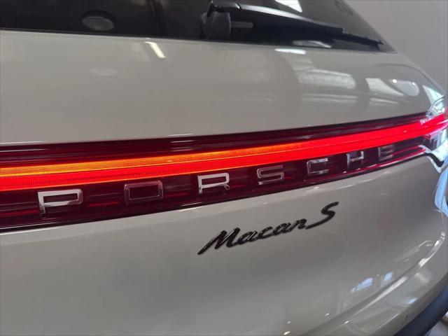2023 Porsche Macan S