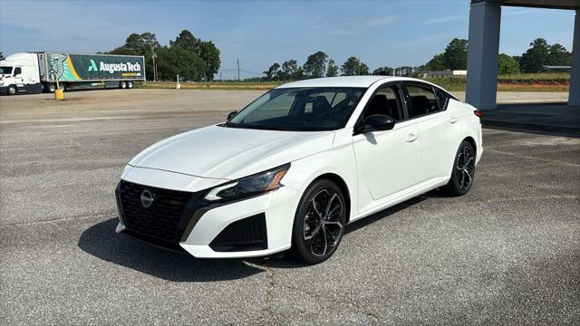 2024 Nissan Altima SR FWD