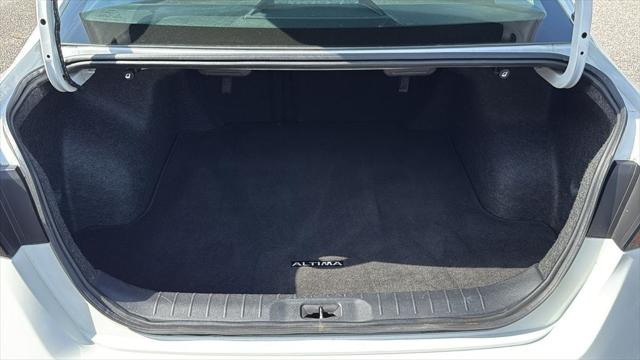 2024 Nissan Altima SR FWD
