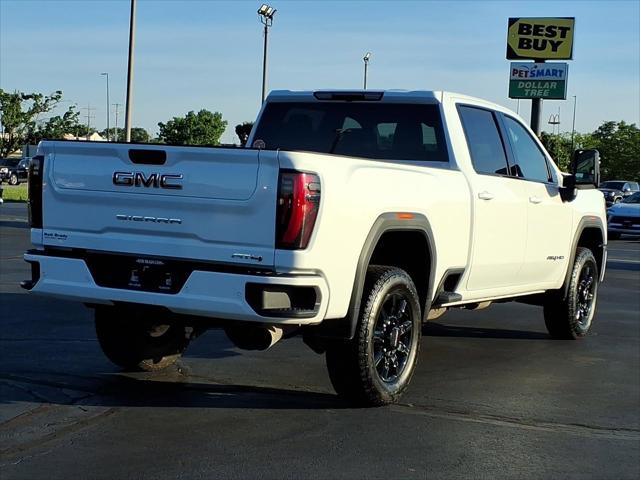 2025 GMC Sierra 2500HD 4WD Crew Cab Standard Bed AT4