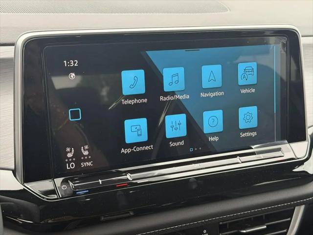 2026 Volkswagen Atlas Cross Sport SE with Technology