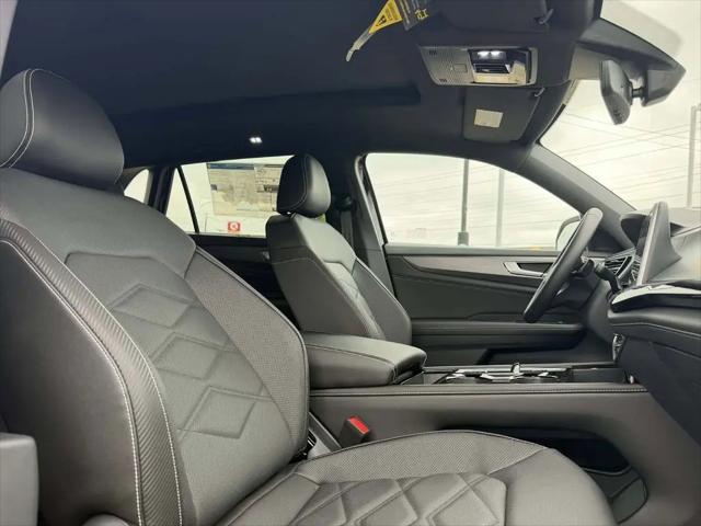 2026 Volkswagen Atlas Cross Sport SE with Technology
