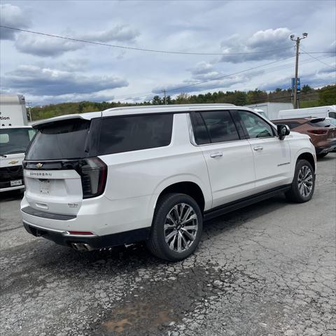 2025 Chevrolet Suburban 4WD High Country