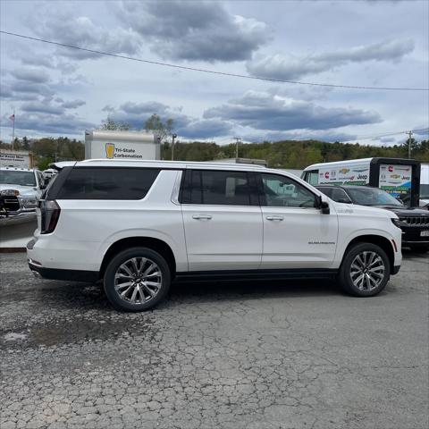 2025 Chevrolet Suburban 4WD High Country