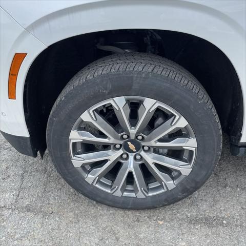 2025 Chevrolet Suburban 4WD High Country