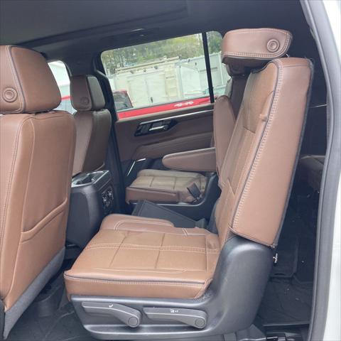 2025 Chevrolet Suburban 4WD High Country