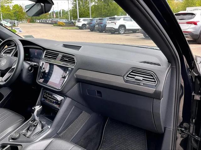 2023 Volkswagen Tiguan 2.0T SE R-Line Black