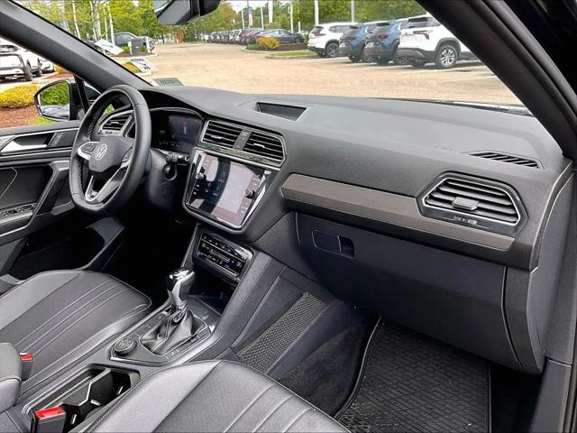 2023 Volkswagen Tiguan 2.0T SE R-Line Black