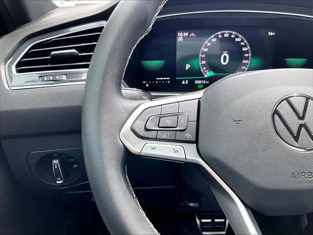 2023 Volkswagen Tiguan 2.0T SE R-Line Black