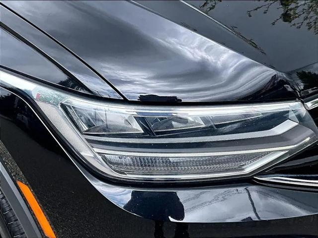 2023 Volkswagen Tiguan 2.0T SE R-Line Black