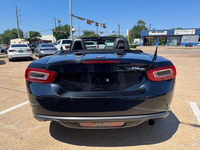 2017 Fiat 124 Spider Classica