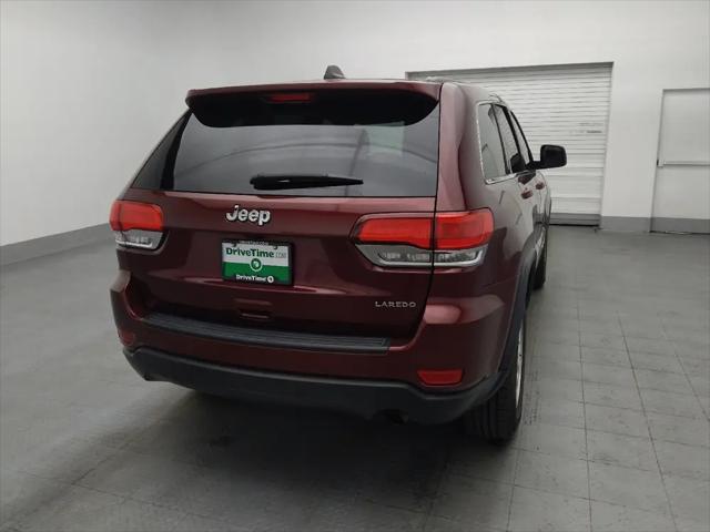 2017 Jeep Grand Cherokee Laredo 4x2