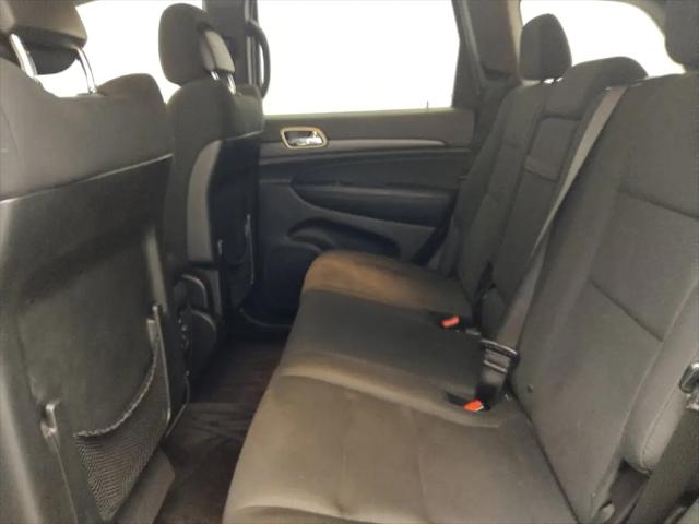 2017 Jeep Grand Cherokee Laredo 4x2