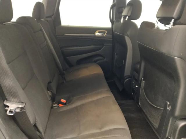 2017 Jeep Grand Cherokee Laredo 4x2