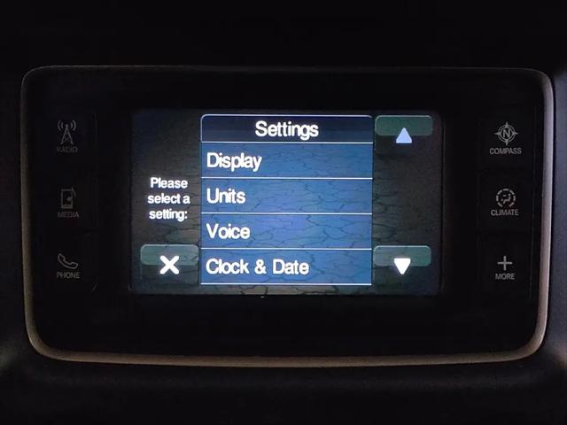2017 Jeep Grand Cherokee Laredo 4x2
