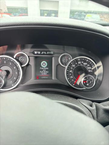 2025 Ram 2500 Big Horn Crew Cab 4x4 6'4" Box