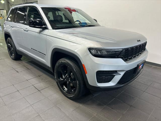 2023 Jeep Grand Cherokee Altitude X 4x4