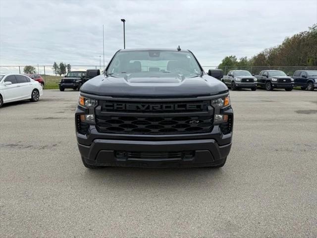 2022 Chevrolet Silverado 1500 4WD Crew Cab Short Bed Custom