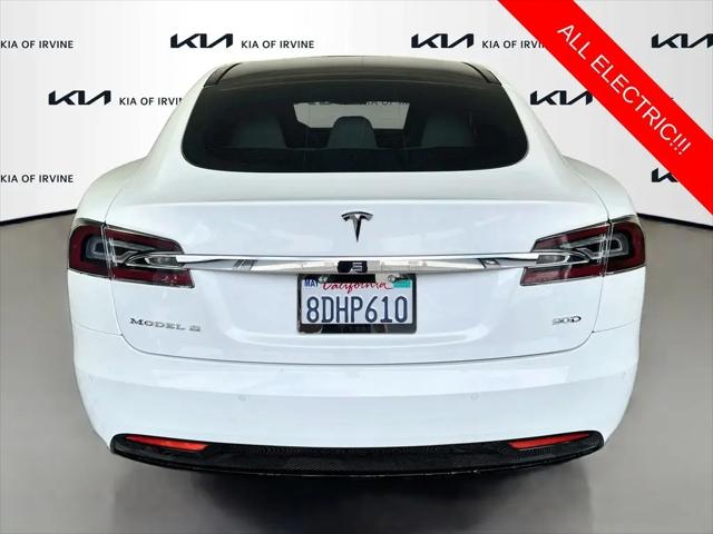 2016 Tesla Model S 90D