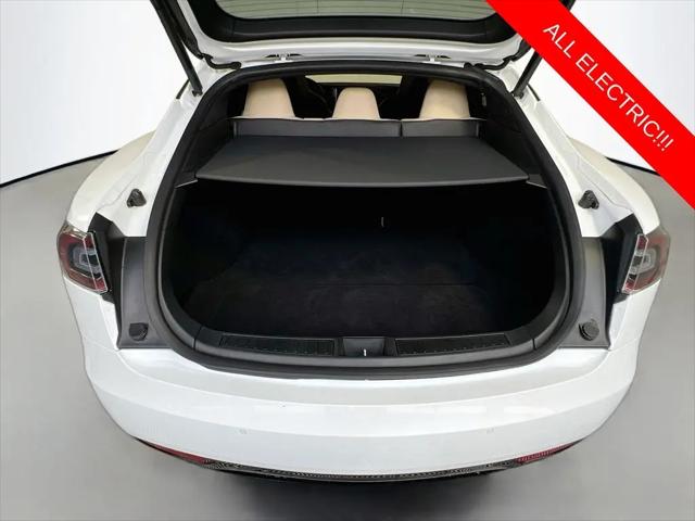 2016 Tesla Model S 90D