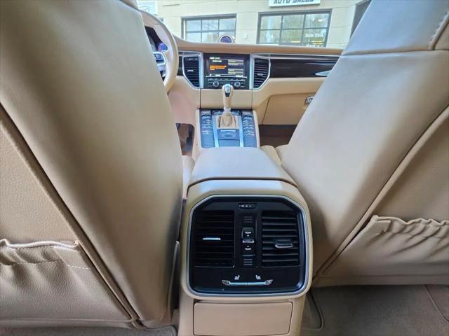 2016 Porsche Macan S