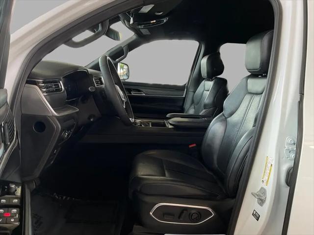 2023 Jeep Wagoneer Series II 4x2